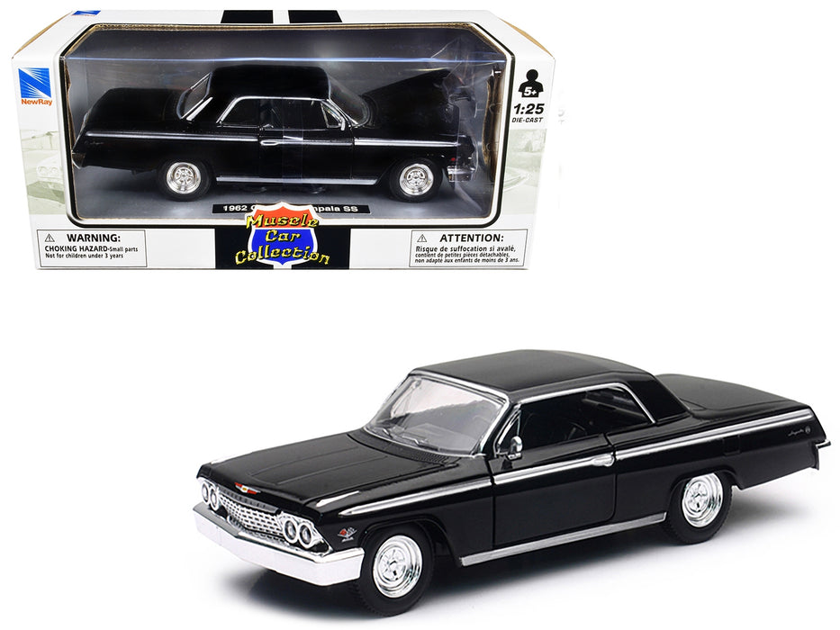 1962 Chevrolet Impala SS Black 1/25 Diecast Model Car by New Ray